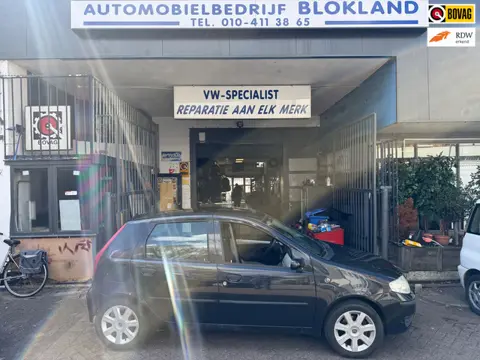 Fiat Punto 1.4-16V Dynamic/ eerste eigenaar/ met Airco, NAP en een ruime APK!!!