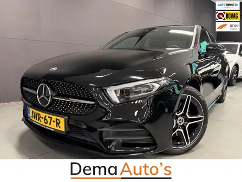 Mercedes-Benz A-klasse 250 e AMG PREMIUM SOH-TEST/SFEERVERL/V-COCKPIT/NAVI/DAB/LED/CARPLAY/CRUISE///