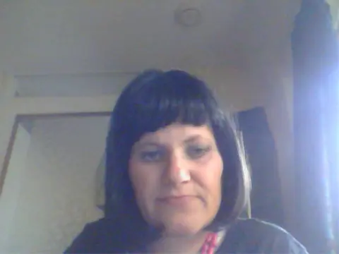 Gratis papegaaie kooi ik woon in hilersum