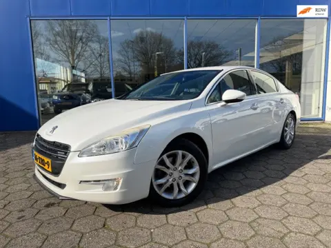 Peugeot 508 2.0 HDi Allure Hybrid4 LMV - PDC - Navi