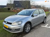 Volkswagen GOLF 1.6 TDI Highline BlueMotion