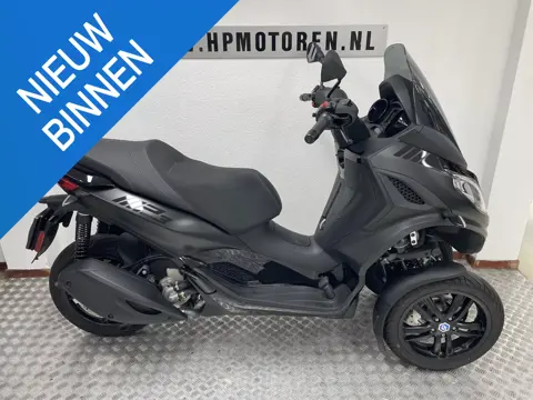 Piaggio 300 HPE SP ABS ASR BLACK EDITION AUTORIJBEWIJS