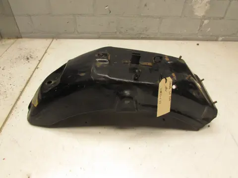 ACHTER SPATBORD Honda VT 700 750 1983 - 1985