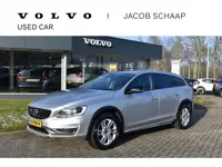 Volvo V60 Cross Country D3 150PK Automaat Momentum | Trekhaak | Stoelverwarming | Camera