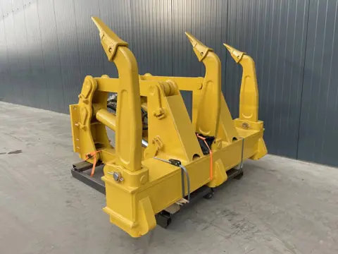 Komatsu D85 (bj 2026)