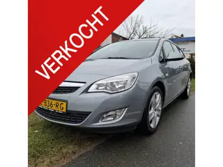 Opel Astra 1.6 Sports Tourer Automaat Trekhaak, Stoelverwarming, Cruise C