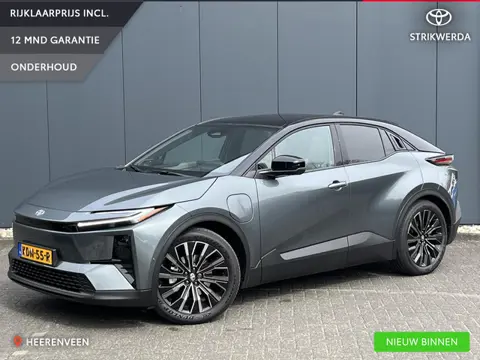 Toyota C-HR+ Executive AWD 77 kWh | Executive plus pack | Lichtgrijs interieur |