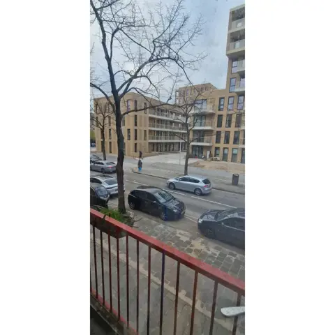 Woning aan de Werengouw te Amsterdam