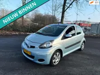 Toyota Aygo 1.0-12V + 5 DRS MET AIRCO EN APK KOOPJE HOOR