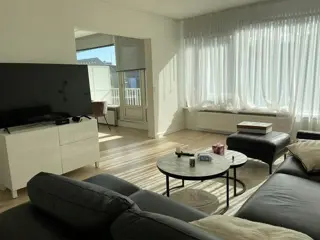 Woning aan de Mr. F.A. van Hallweg te Amstelveen