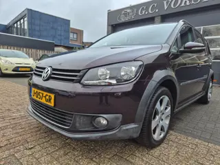 Volkswagen Touran 1.4 TSI Cross