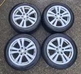 Direct rijden: Mercedes 17" + Michelin Pilot Alpin 5, superstaat