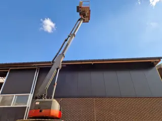 Hoogwerker rupshoogwerker hitachi hx99b