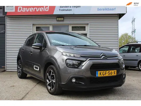 Citroen C3 1.2 PureTech Shine Automaat, navigatie, cruise-control, lm-velgen, boekjes, led, 2x sleut