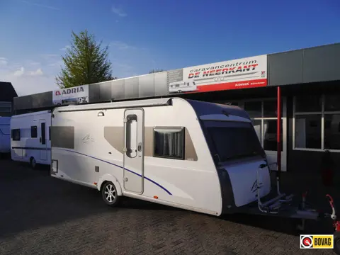 Bürstner Averso Fifty 465 TS