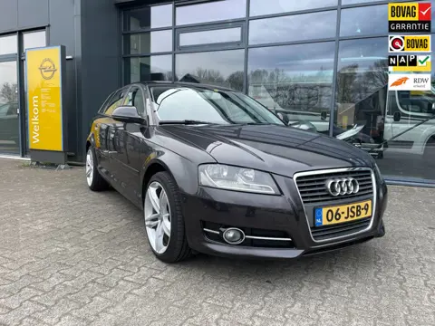 Audi A3 Sportback 1.4 TFSI Attraction Pro Line Business