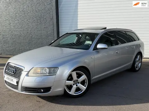Audi A6 Avant 2.4 S-LINE/PANO/LEDER/CRUISE/6CILLINDER/STOELVERWARMING