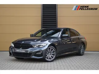 BMW 3-serie 330i High Executive * M-Sportpakket * Hifi *  Live Cockpit Professional *