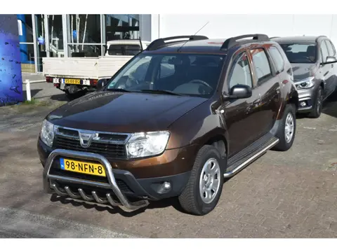 Dacia Duster 1.6 Lauréate 2wd Airco Elek. Ramen Trekhaak NAP