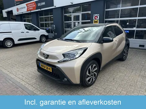 Toyota Aygo X 1.0 VVT-i MT Pulse All-in Prijs Airco/Stoelverwarming/Camera/Two-tone Eurorepar