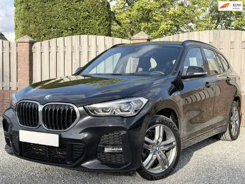 BMW X1 XDrive25e High Executive M-SPORT CLIMA SPORTSTOELLEN TREKHAAK AFN P SENSOREN LEER STOELVERWAR