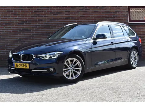 BMW 3-serie Touring 320i Centennial Executive '16 LED Clima Navi Cruise Inruil mogelijk