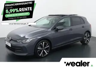 Volkswagen Golf 1.5 eHybrid Life Edition | 204 PK | SoH 100% | Panoramadak | Stoelverwarming | Achte