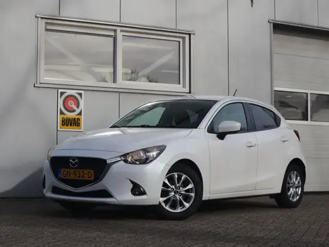 Mazda 2 1.5 Skyactiv-G Intro Edition / Navi / Cruise control