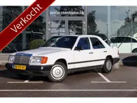 Mercedes-Benz E-Klasse 200-500 260 E l 6 Cilinder l Nederlandse Auto l Boekjes l Afneembare trekhaak