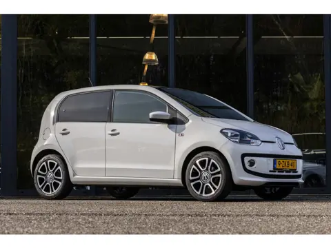 Volkswagen up! 1.0 high up! BlueMotion (bj 2015)