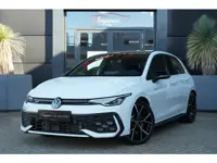 Volkswagen Golf 2.0 TSI GTI 265pk Panoramadak/HarmanKardon/Camera