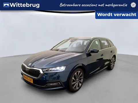 Škoda Octavia Combi 1.0 TSI Business Edition Plus Trekhaak / LED / Navigatie