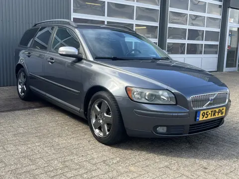 Volvo V50 1.8 Edition II Sport Airco Cruise controle Stuurwielbediening Leder bekleding Trekhaak 130