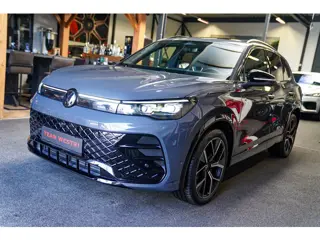 Volkswagen Tiguan 1.5 eTSI R-Line Edition | 360 camera | Massage | Stuurwiel Verwarming | IQ Light |