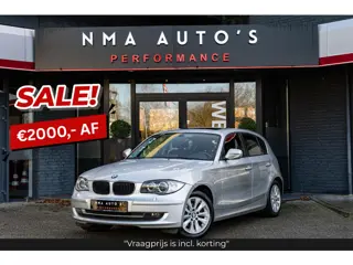 BMW 1-serie 116i Executive PANO / LAGE KM / GARANTIE / STOELVERWARMING / NETTE STAAT / SCHERM / NAVI