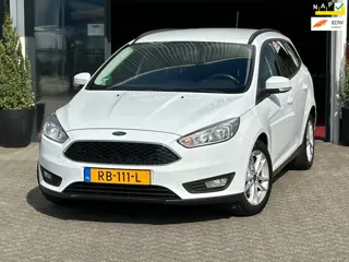 Ford Focus Wagon 1.0 Lease Edition / Airco / Nieuwe banden