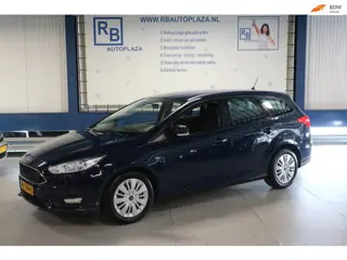 Ford Focus Wagon 1.0 / MOTOR REVISIE GEHAD twv 3000 EURO ! ! !