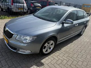 Skoda Superb 1.8 TSI Ambition Business Line