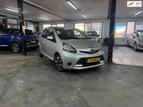 Toyota Aygo 1.0 VVT-i Aspiration Automaat | Navigatie | Airco