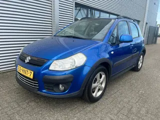 Mooie en nette Suzuki SX4 1.6 Exclusive