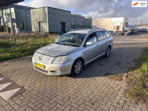 Toyota Avensis Wagon 2.0 VVTi Linea Sol Clima.Dynamo Defect
