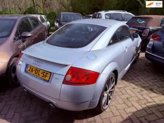 Audi TT 1.8 5V Turbo quattro ZIE ADVERTENTIE TEKST