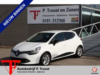 Renault Clio 0.9 TCe Eco2 Limited Airco/Cruise control/Parkeersensoren achter/Navigatie/Radio/16'' L