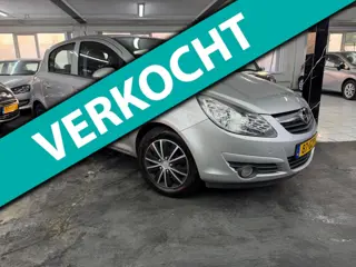 Opel Corsa 1.4-16V Enjoy vol automaat