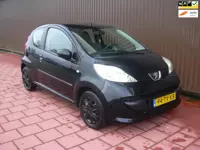Peugeot 107 1.0-12V XS