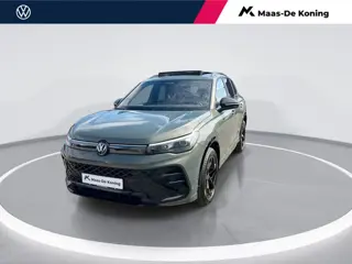 Volkswagen Tiguan 1.5eHybrid 150kW/204PK DSG R-Line Black Style · Trekhaak · Panoramadak · Massage f