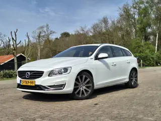 Volvo V60 2.4 D6 AWD Pl.i Sum. (bj 2014, automaat)