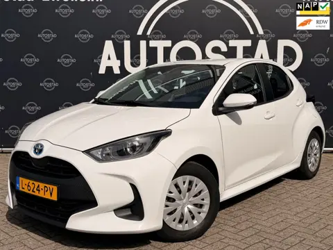 Toyota Yaris 1.5 Hybrid Active Automaat/NL-Auto/2e Eigenaar/NAP/APK/Navi/Airco