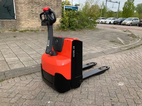 BT LWE140 1400KG PALLETWAGEN / HEFTRUCK (bj 2015)