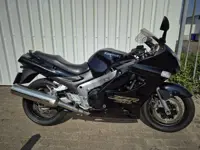 ZZR1200 uit 2004, sportieve toermotor